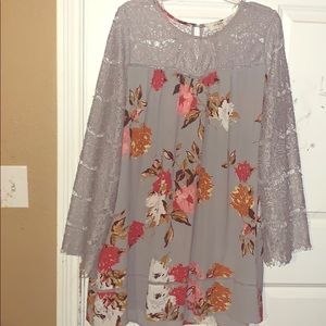 Super cute floral umgee dress